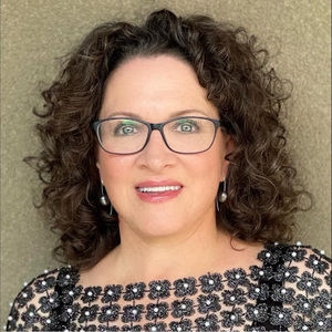 Meet your Posher, Karie z.